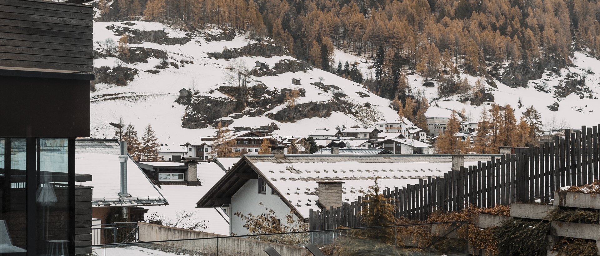 Bergland Sölden and outdoor pool covered in snow | © ROSSNER-Dominik Fotografie & Film