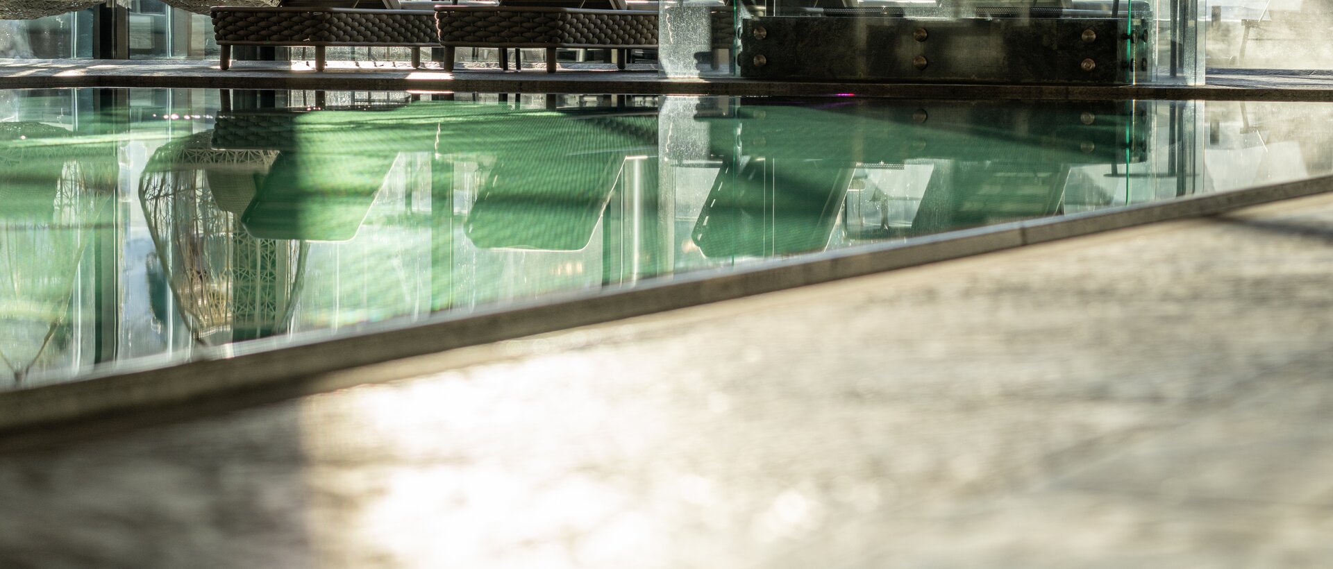 Luxuriöser Indoor-Pool | © Johannes Brunner