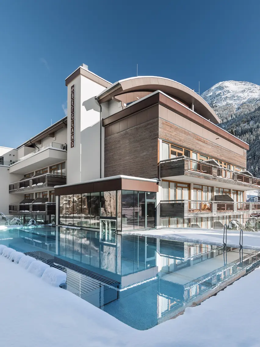 hotel Bergland Sölden in winter | © ROSSNER-Dominik Fotografie & Film