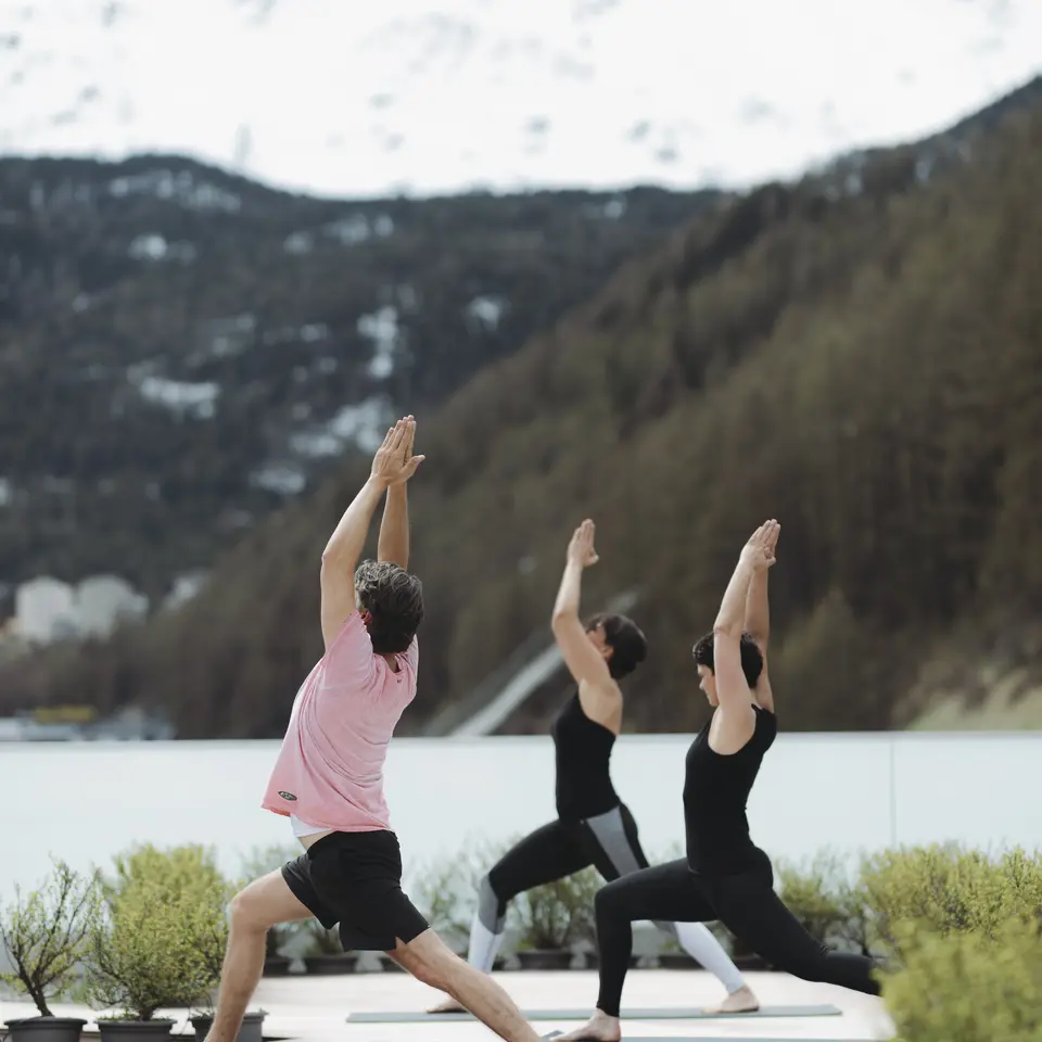Workout with mountain view | © copyright by www.christophschoech.com