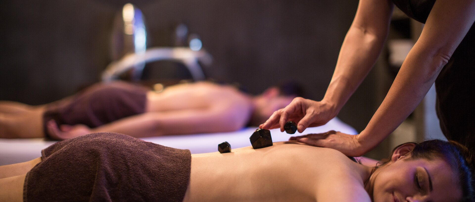 Massage mit Ötztal Granaten