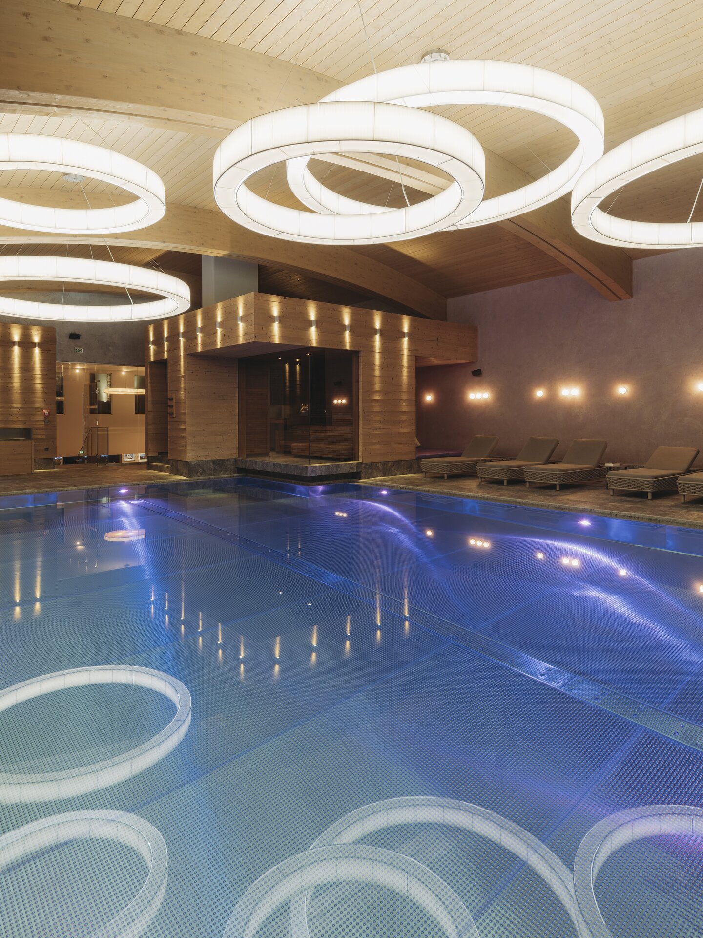 indoor pool in the design hotel Sölden