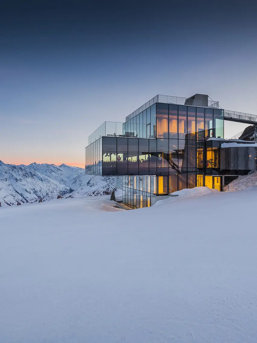 Sölden Ice Q in winter