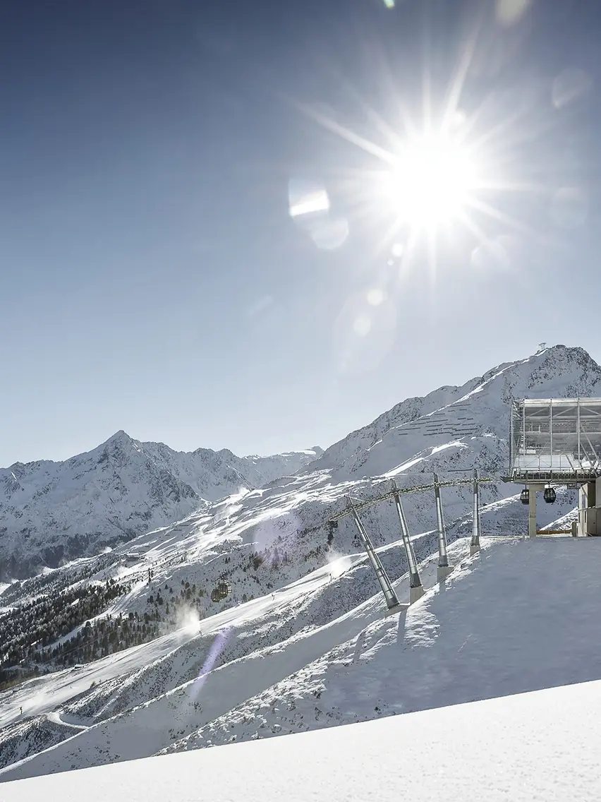 Skigebiet Sölden bei Sonnenschein