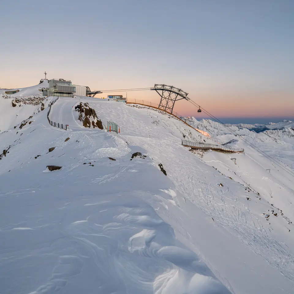 Sölden mountain station with Ice Q restaurant | © johannes brunner