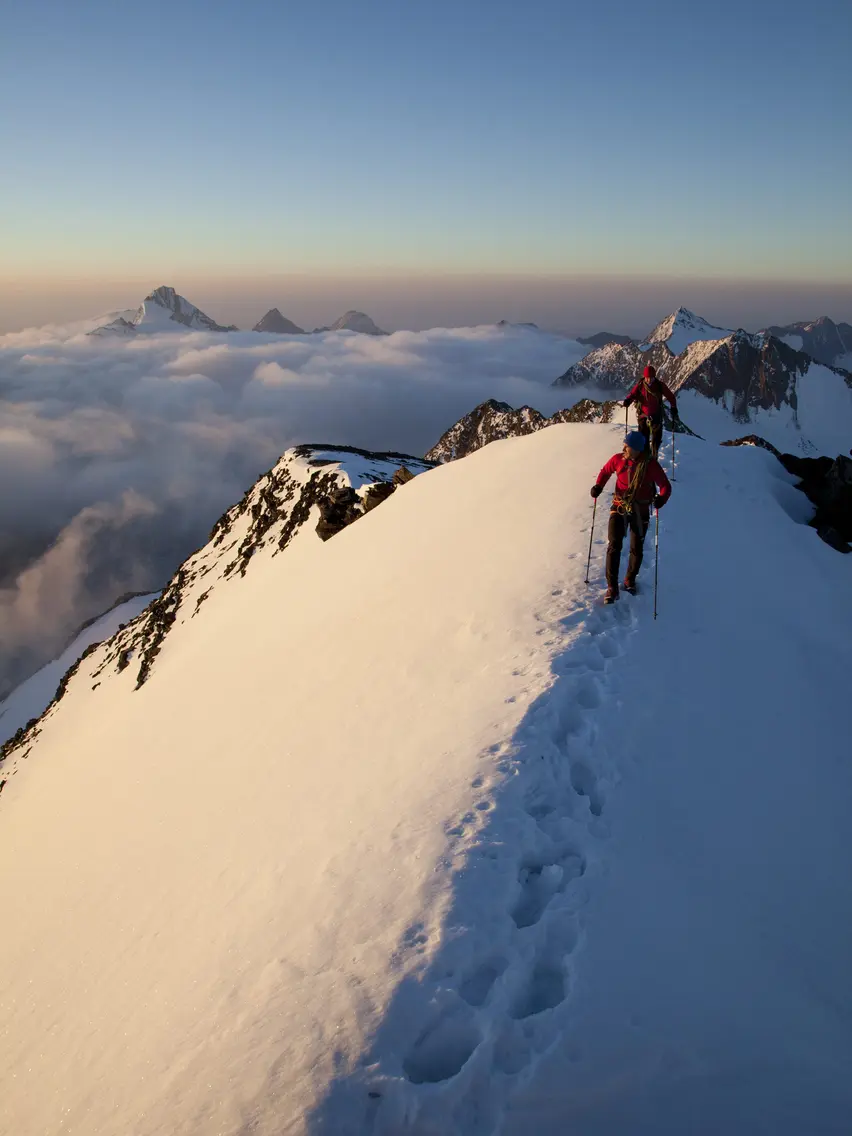 Sonnenaufgangswanderung im Winter