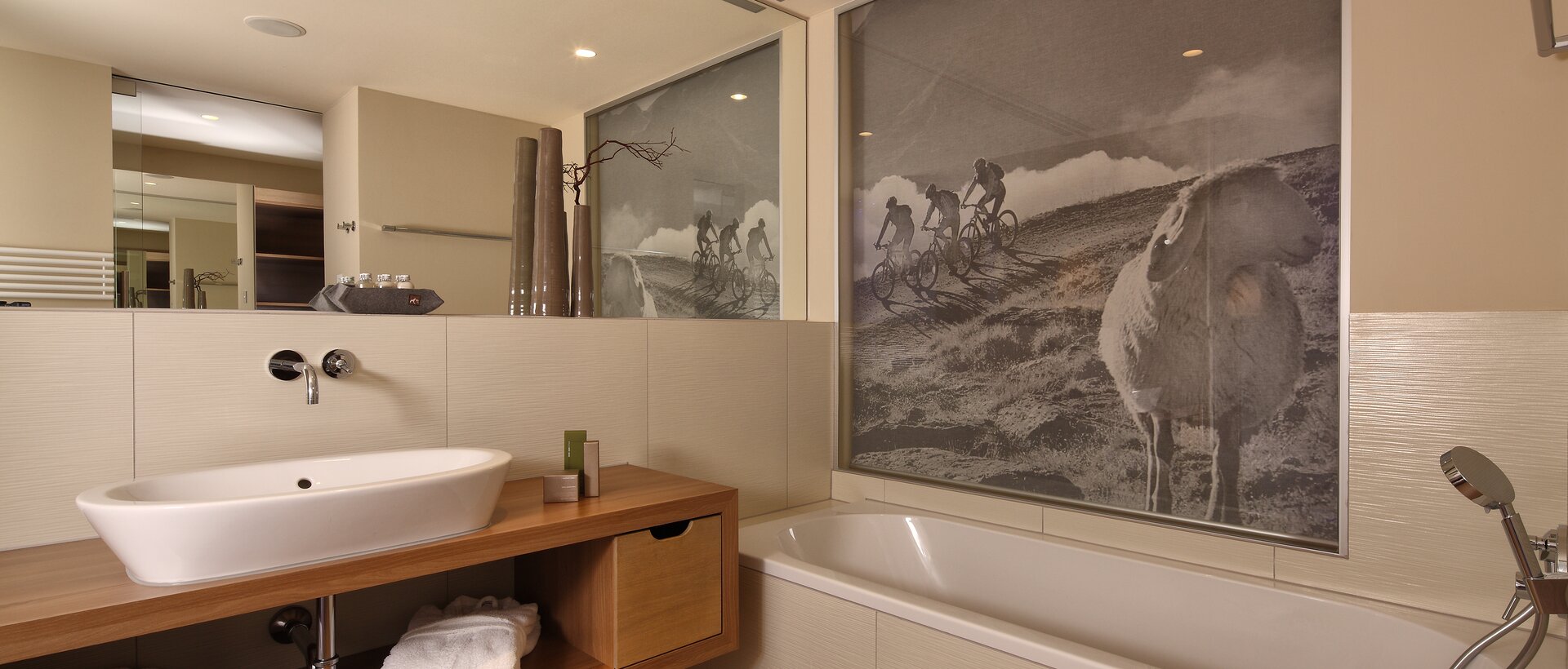 Zimmer Hotel Bergland Sölden | © Alle Rechte bei Familie Grüner
